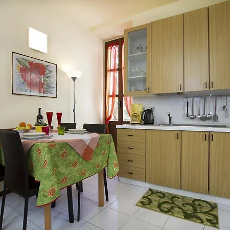 Apartment Orta *